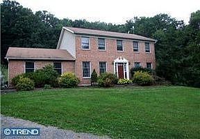 2nd image of 2514 Gallows Hill Rd