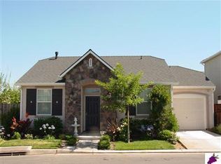 700 W Brittany Ln, Clovis, CA
