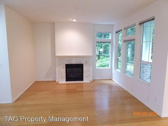 3rd image of 5200 238th Ln SE