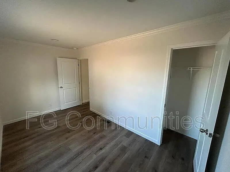 3 bed, 2.0 bath, $1,595 — Photo 4