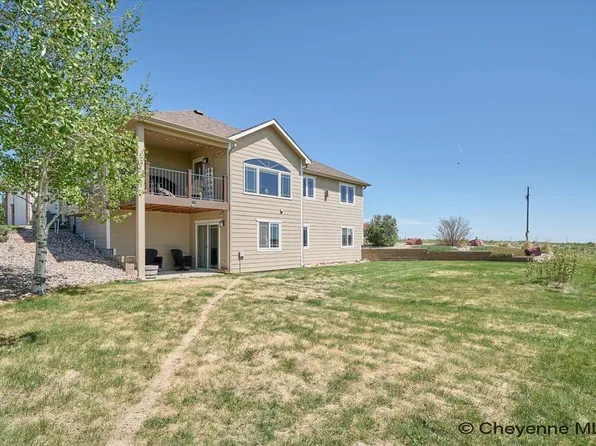 10423 Beartooth Dr, Cheyenne, WY 82009