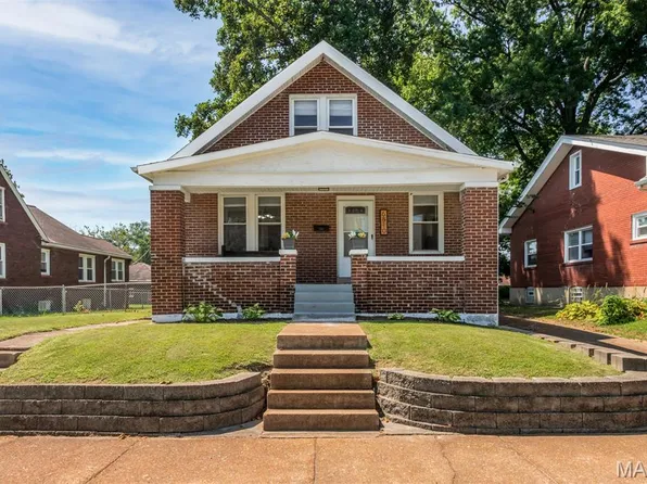 6810 Bartmer Ave, Saint Louis, MO 63130
