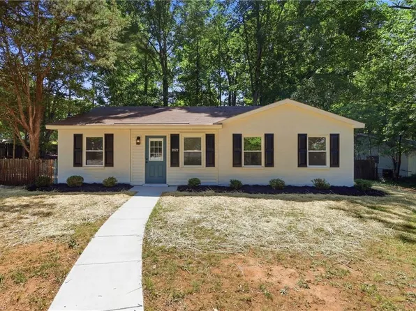3632 Barclay St, Greensboro, NC 27405