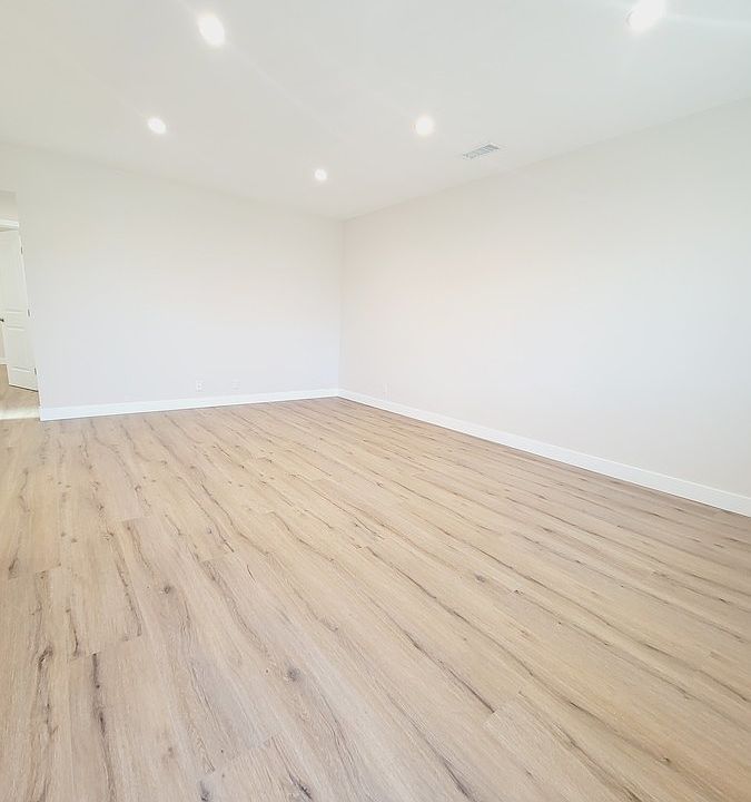 1st image of 523 Ivy St #4