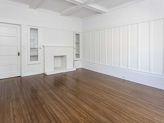4th image of 246 Cole St #246