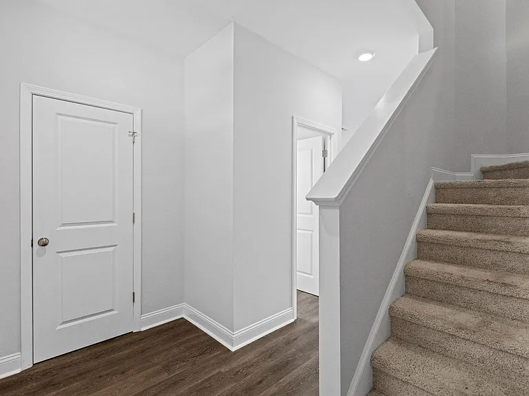 4609 Ballast Dr — Photo 1