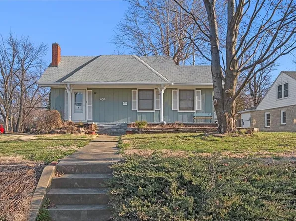 404 E Lexington St, Richmond, MO 64085