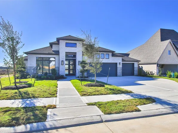 1223 Basset Hound Dr, Montgomery, TX 77316