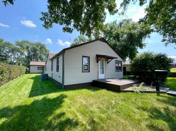 2 10th Ave N, Waite Park, MN 56387