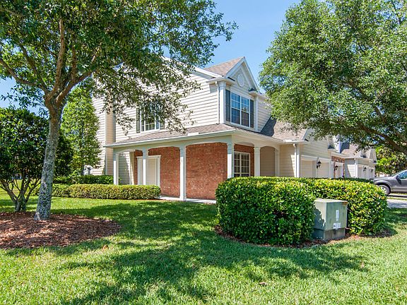2nd image of 11250 Castlemain Cir N