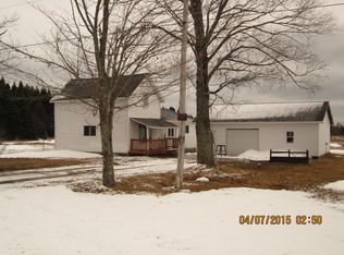 4605 Burrell Rd, Gulliver, MI 49840