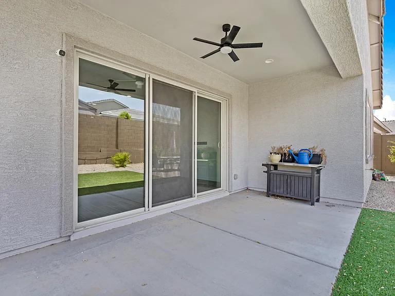 20132 W Catalina Dr — Photo 36