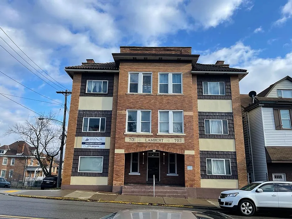 701 Brownsville Rd