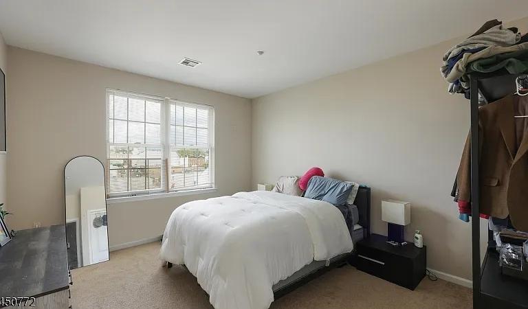 1209 Summit Ave #405 — Photo 11