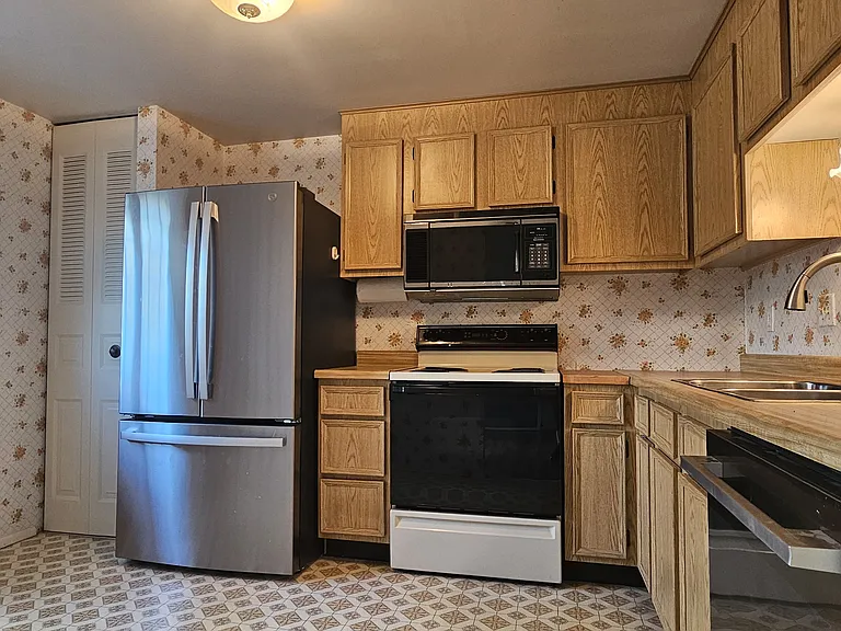 307 Countryside Dr — Photo 3