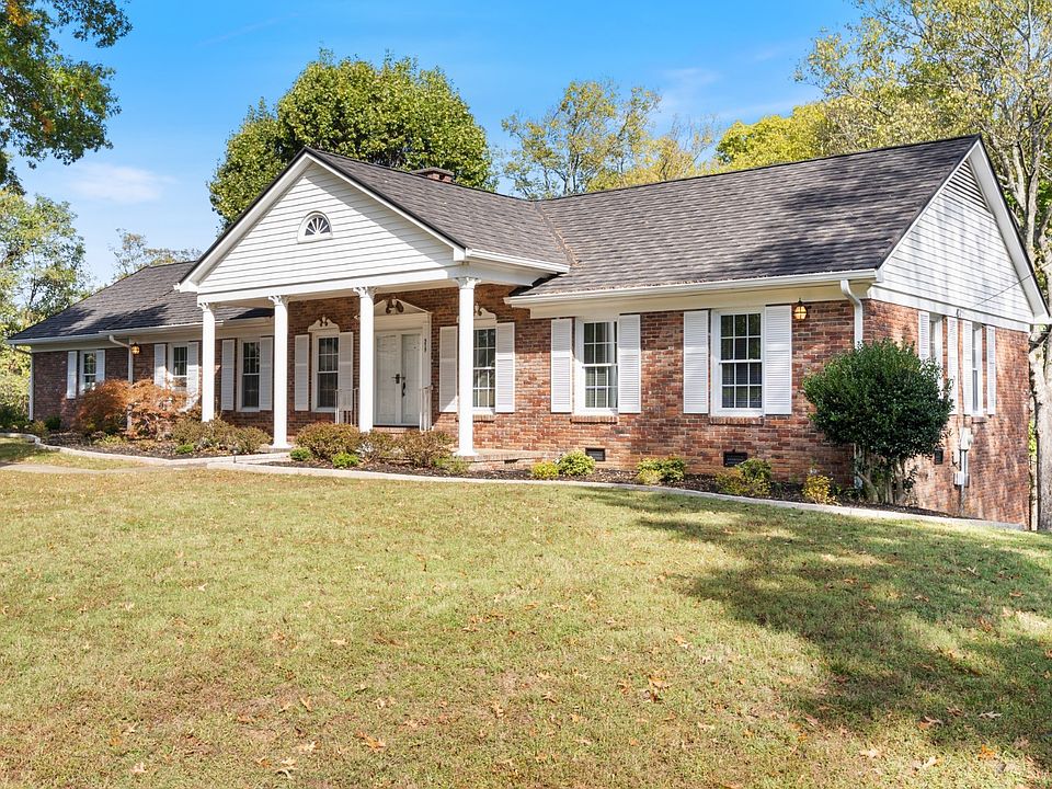 1st image of 575 Joyce Cir
