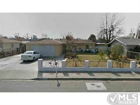 8719 Eucalyptus Dr photo 1