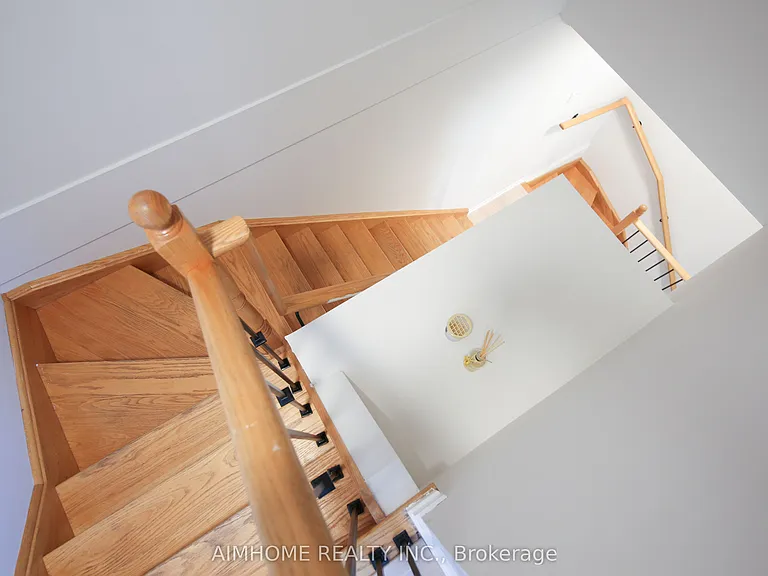 29 Frances Loring Ln #6 — Photo 28