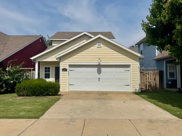 2706 SW Arbor Rd, Bentonville, AR 72712