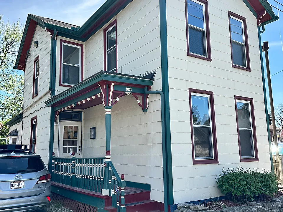321 Linden St