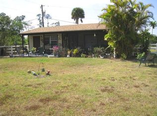 438 W Rambling Dr, West Palm Beach, FL 33414