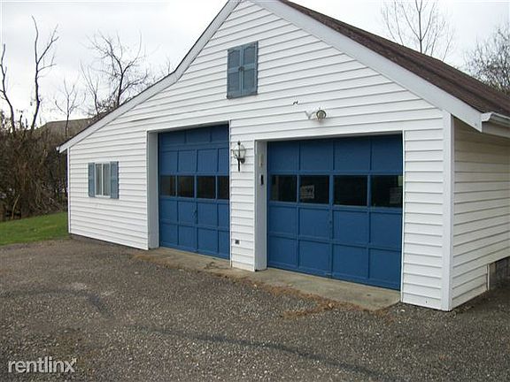 2 Car Detached Garage