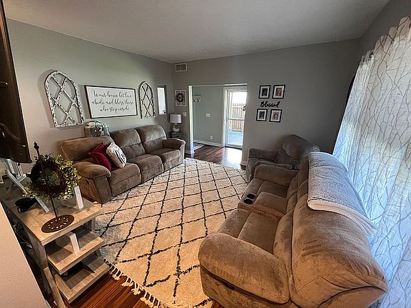 3rd image of 1520 20th St
