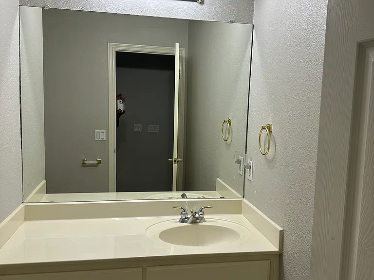 media half bath