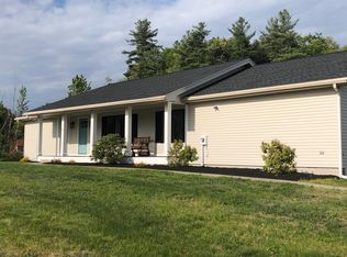 78 General Hobbs Rd, Jefferson, MA 01522