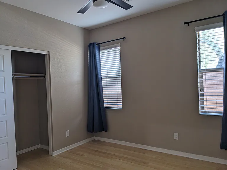 283 E Jade Dr — Photo 17