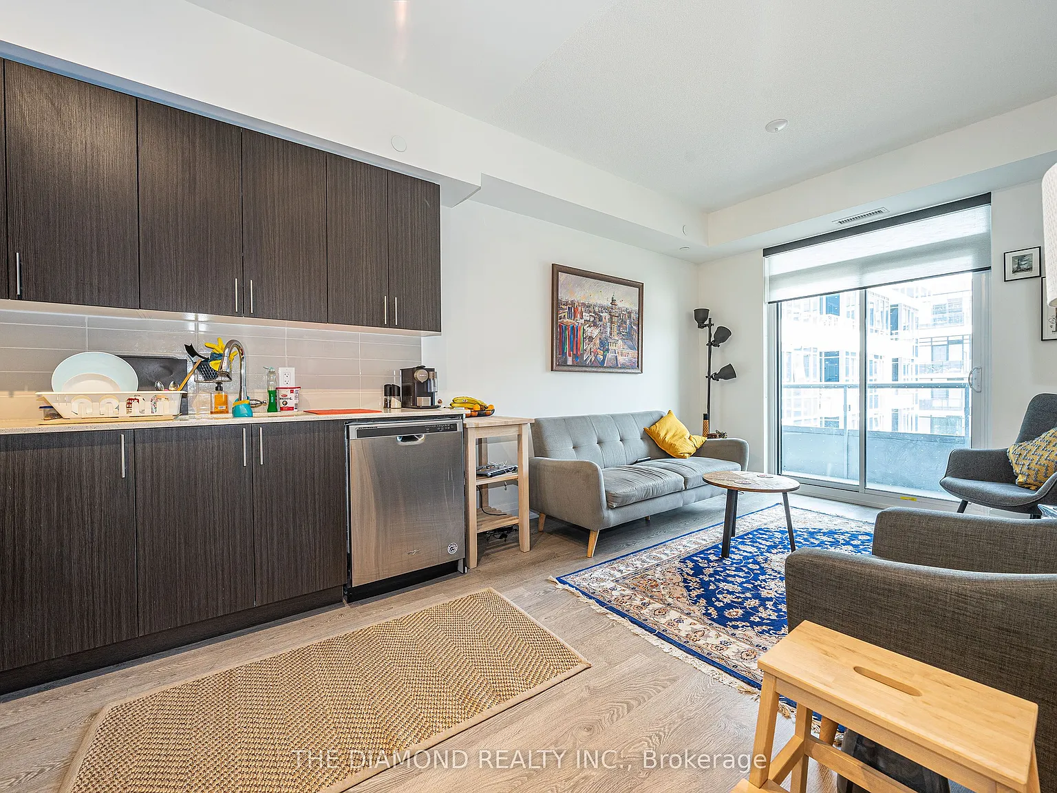 The Village Residences — Photo 3