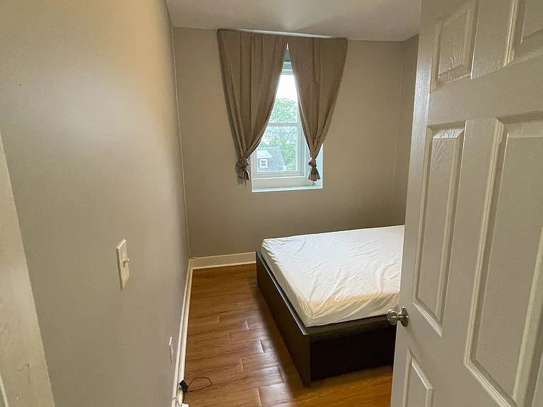 2202 Bryant Ave #3 — Photo 7