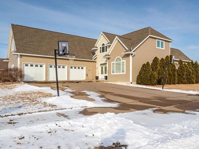 715 Silver DRIVE, Holmen, WI, 54636