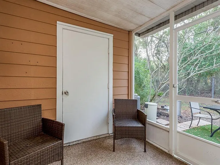 1602 Brigadoon Dr — Photo 22