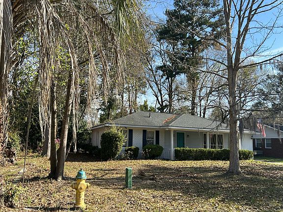 3rd image of 508 Red Oak Dr