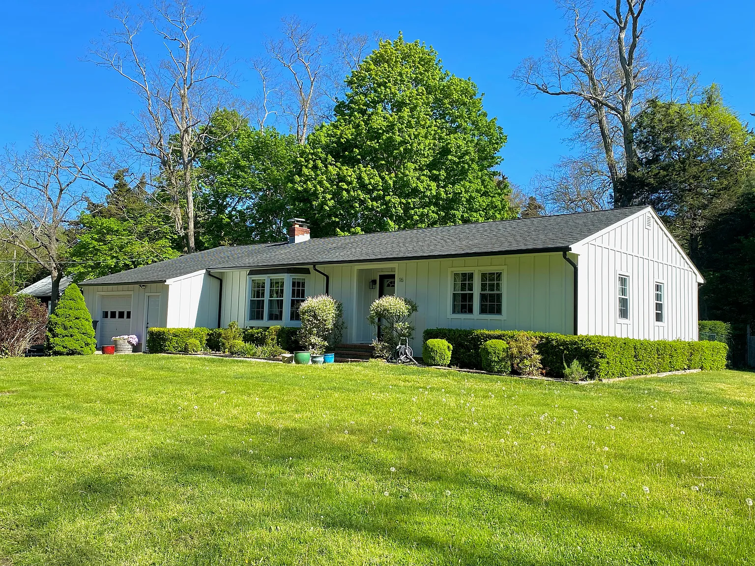 Spacious & Very Private Sag Harbor Home with Pool! — Photo 1