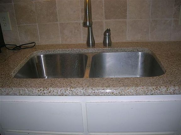 5th image of 10722 Sandpiper Ln
