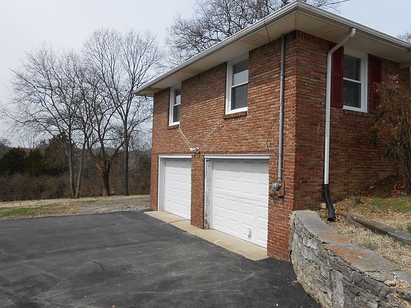 2nd image of 721 Vanoke Dr