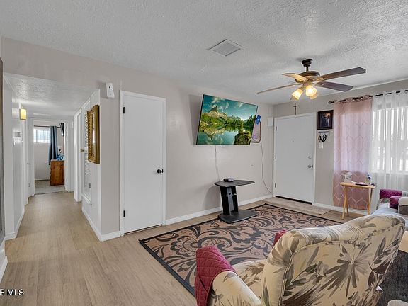 5th image of 229 Cuprite Dr