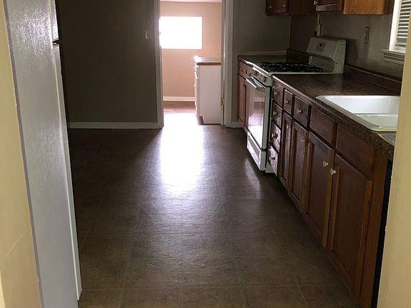 3rd image of 31 S 31st St