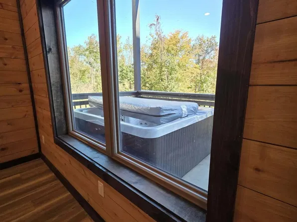2945 Tipi Way, Pigeon Forge, TN 37863