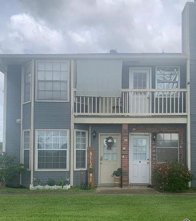 1st image of 810 Meadow Glen Ave APT A