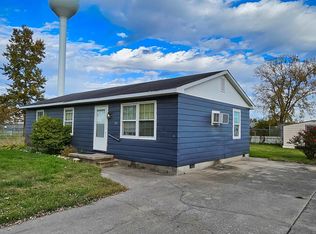 100 Iroquois St, Mc Clure, IL 62957