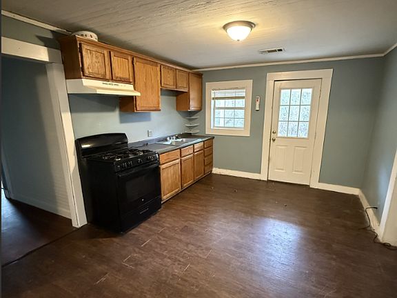 3rd image of 4259 Mississippi #363