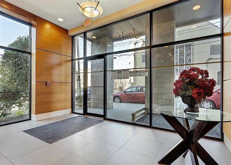 2nd image of 5808 Washington St APT 502