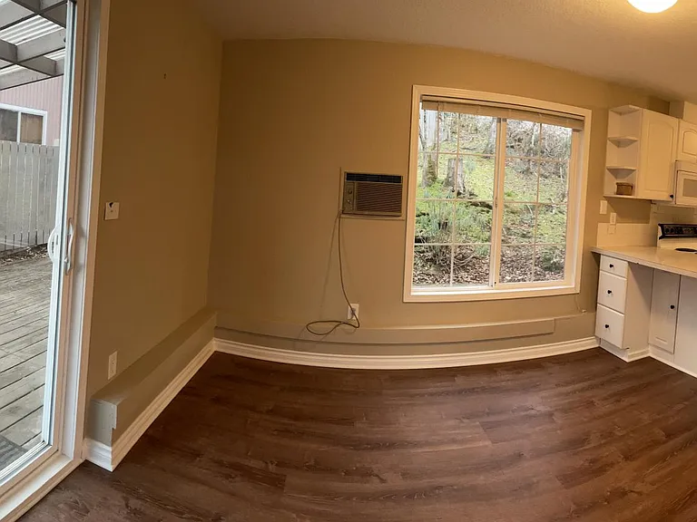 4360 Imperial Dr — Photo 7