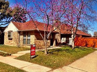 2835 Silverspring Rd, Carrollton, TX 75006