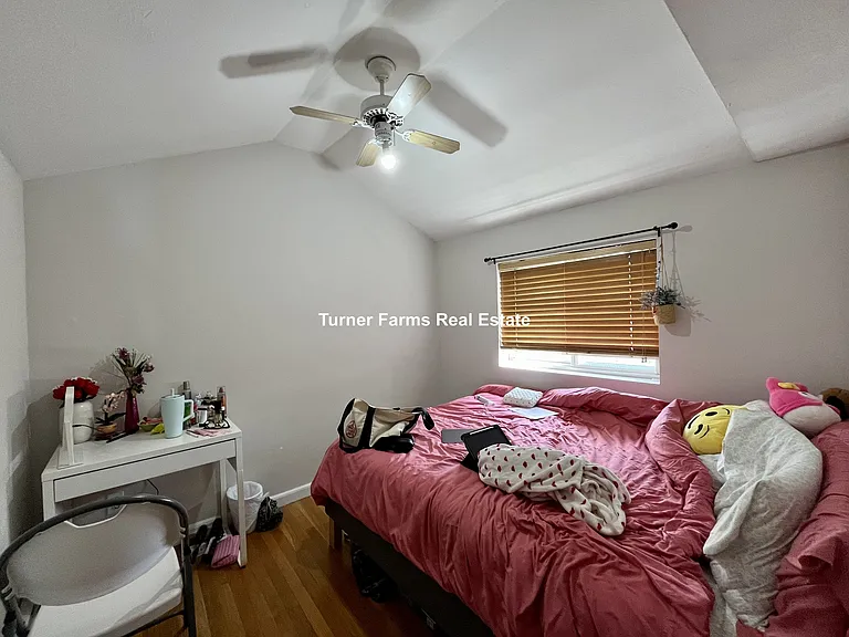 56 Crescent Ave #2R — Photo 15