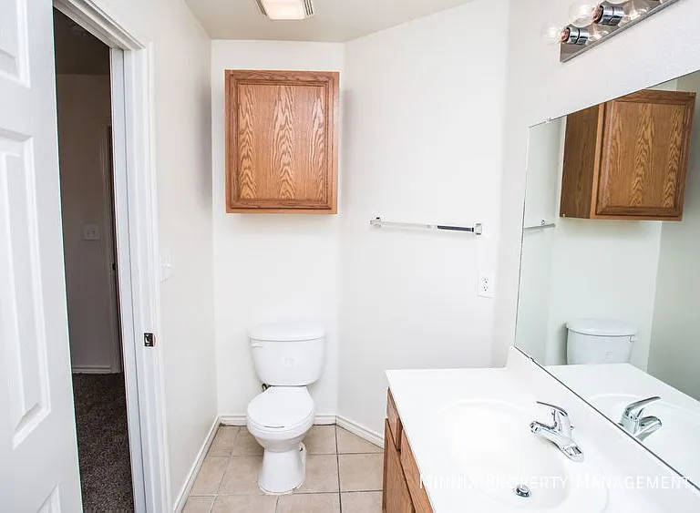 1206 N Bangor Ave #FS — Photo 9