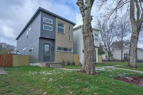 2411A Middle St Photo 1